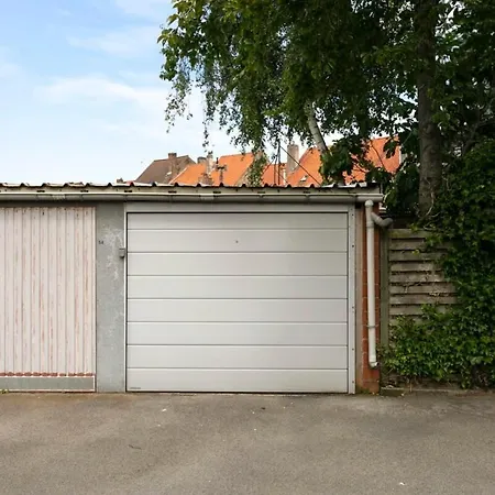Holiday home Huswell - Modernist Design House With Garden Near The Beach *