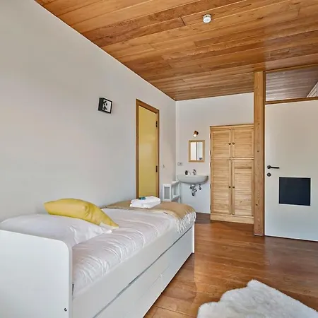 Huswell - Modernist Design House With Garden Near The Beach